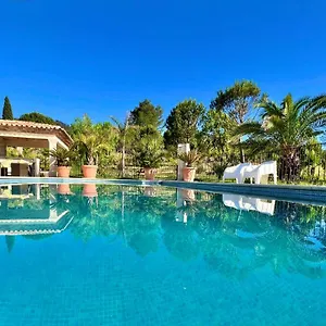  Couette-café La Source 83 - Close To St Tropez France